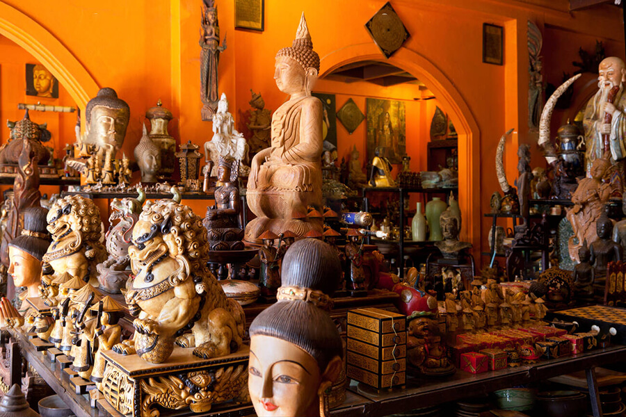 Laos Souvenirs & Gifts - Things to Buy in Laos