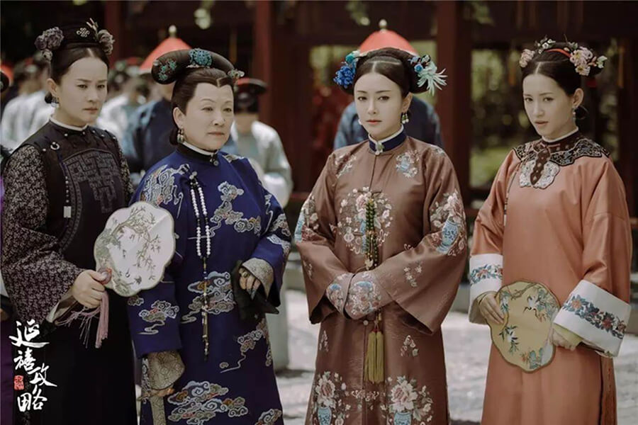 Traditional Chinese costume of the Qin Dynasty